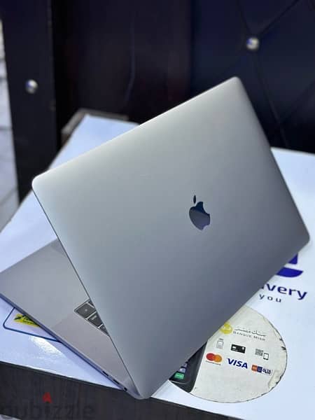 MacBook Pro (2018) 4