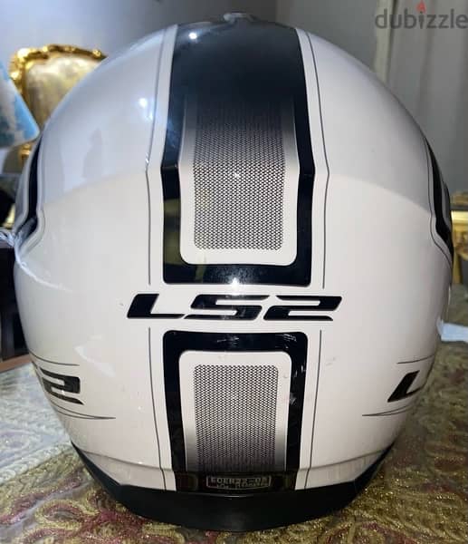 helmet ls2 like new 3