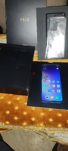 Xiaomi Mi Mix 4 1