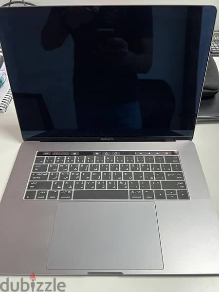 macbook pro 2018 ( corei7, 16GB ram ,15 inch , 512GB ssd , touch bar ) 0