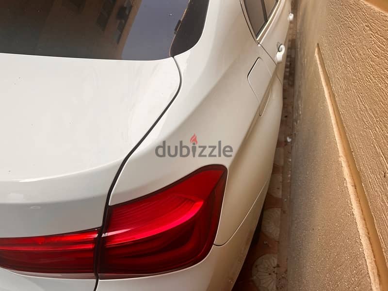 BMW 318 2019 فابريكا بالكامل 3