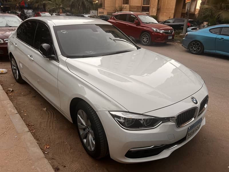 BMW 318 2019 فابريكا بالكامل 8