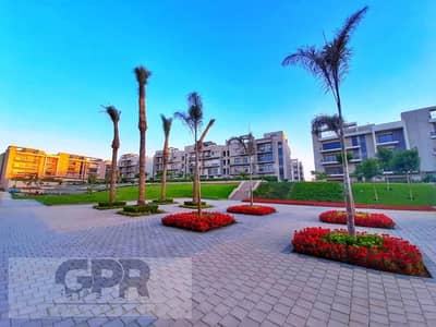 Ready to move finished apartment for sale in Al Marasem fifth Square New Cairo