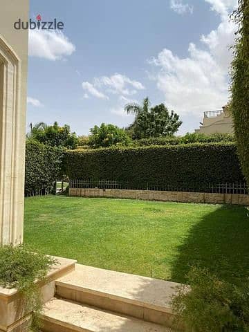 villa for sale with the lowest down payment  ready to move hot price in New Cairo 1