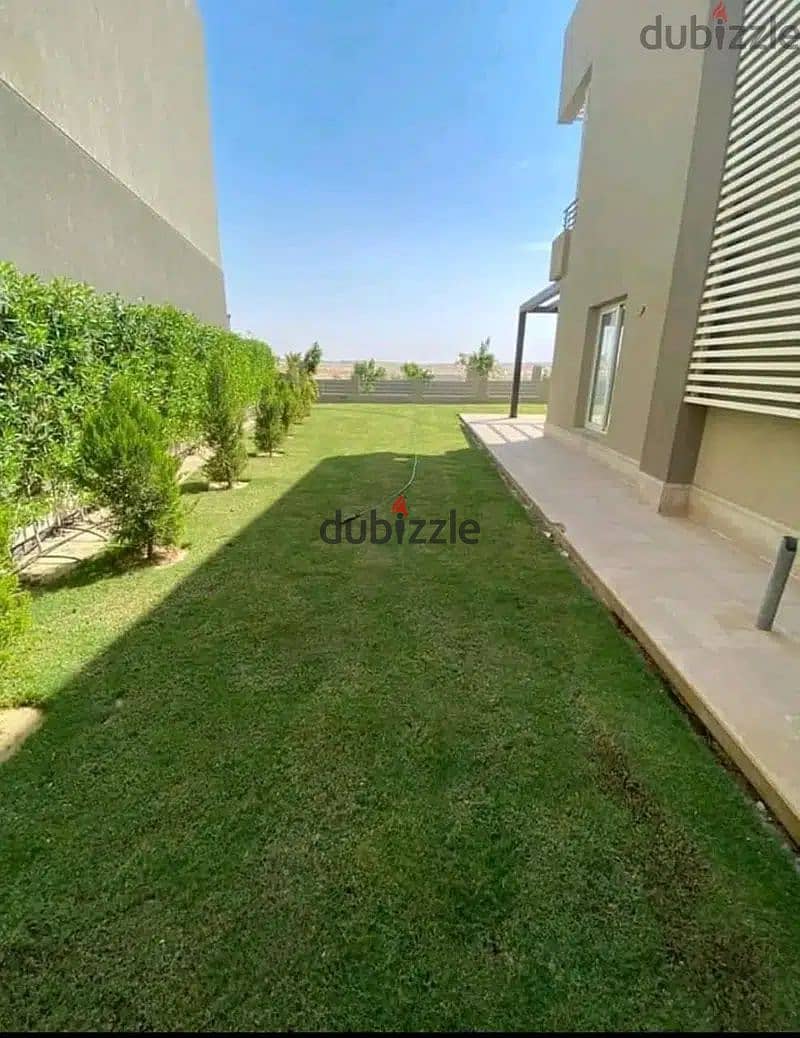 villa on landscape view for sale ready to show with the lowest downpayment in New Cairo 3