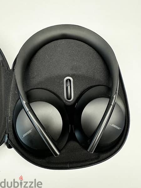 Bose noise cancelling headphones 700 like new 3