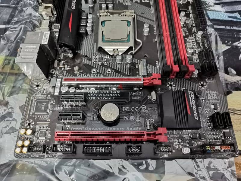 باندل i5-7400 + gigabyte g250m gaming 3