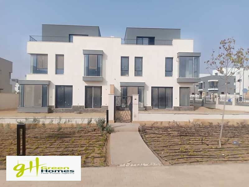 TwinHouse 313m for sale ready to move best location in Villette - Sodic 5