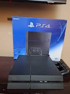 PS4 fat 500 G حالة فوق الممتازة