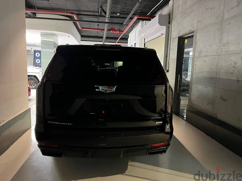 كاديلاك إسكاليد 2023 - Cadillac Escalade LONG 4