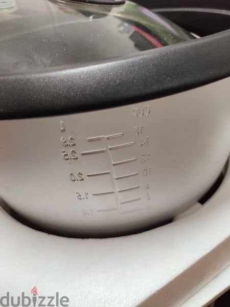 rice cooker black & decker 2.8 L used for just 4 days 2