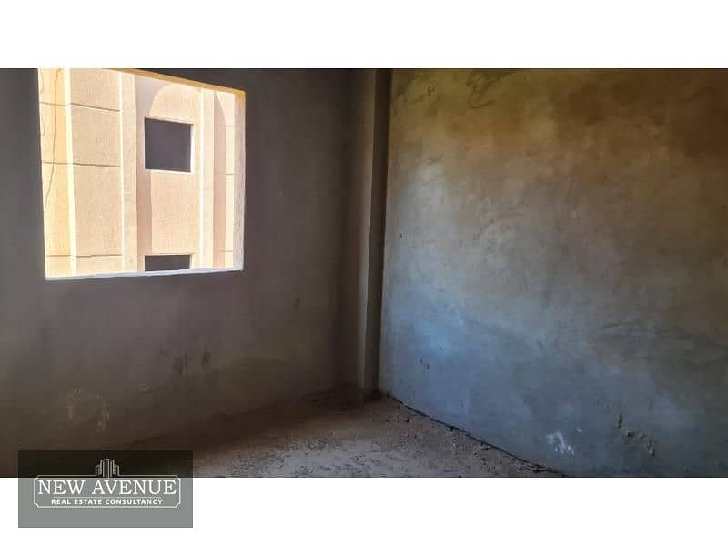 Apartment 135 m eter for sale in New Cairo prime location Delivered in AL ashrafeya compound 10