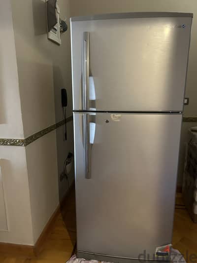 White whale refrigerator