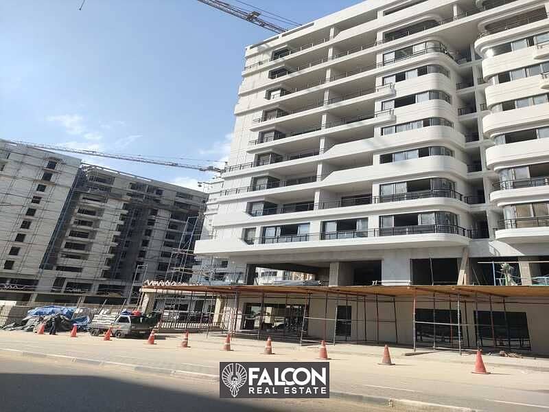 For sale, a shop directly on the facade, immediate delivery, in a distinguished location next to City Stars Mall in Nasr City, in installments 2