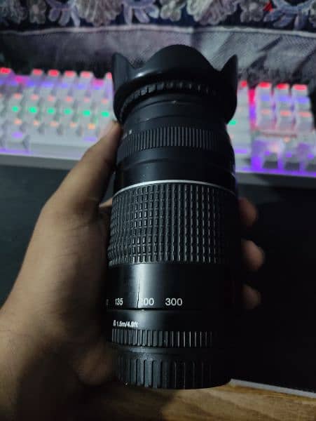 Canon zoom lens ef 75-300mm 1:4-5.6 III 1