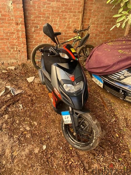 aprilia 150cc model 2019 6400km 2