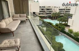 Penthouse 265 m for sale in LakeView Residence new cairo