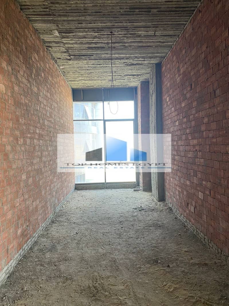 Shop store for rent 42 sqm first floor in 5th Settlement / محل تجاري للإيجار دور اول في التجمع الخامس 2