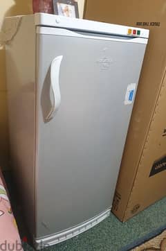 W Alaska Defrost deep freezer