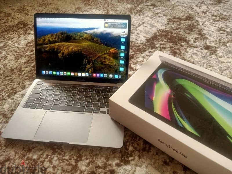 MacBook Pro  M1 512GB Battery 100% كالجديد 1