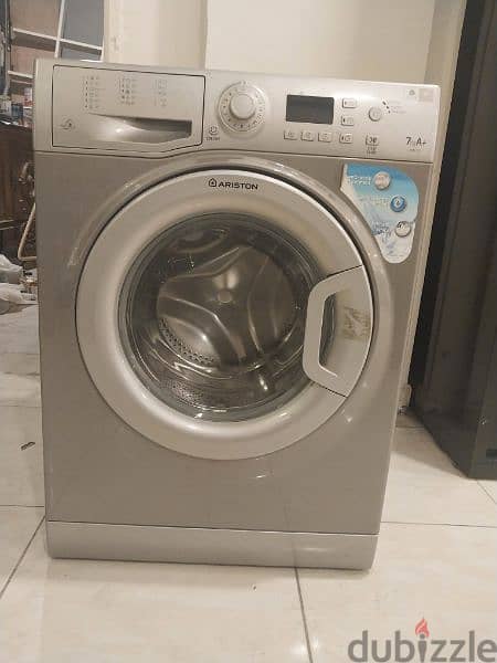 غسالة اريستون ايطالي ٧ كيلو Washing machine 1