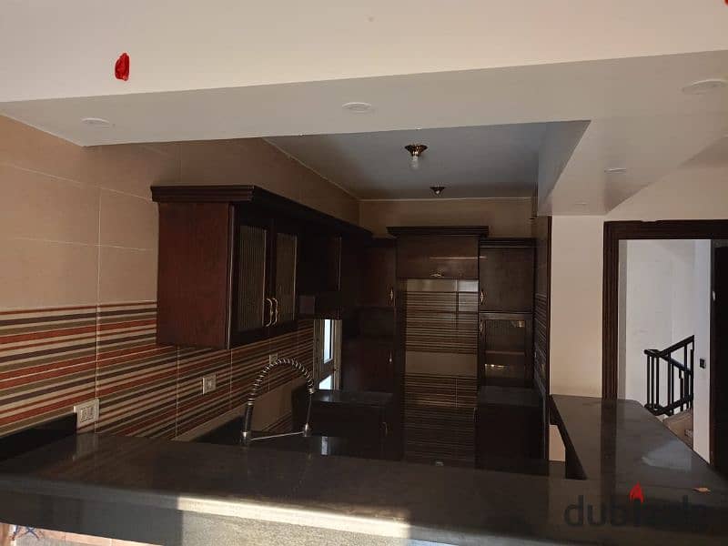 Luxury apartment for sale, 82 sqm, with special finishes, Madinaty, in front of East Hub 2