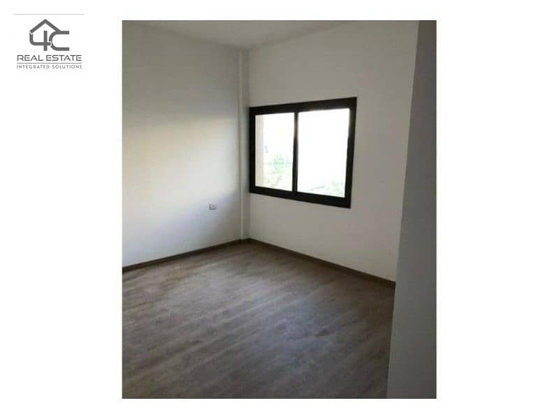 Apartment for sale, finished, with air conditioners, third floor, in installments,  150 m 10