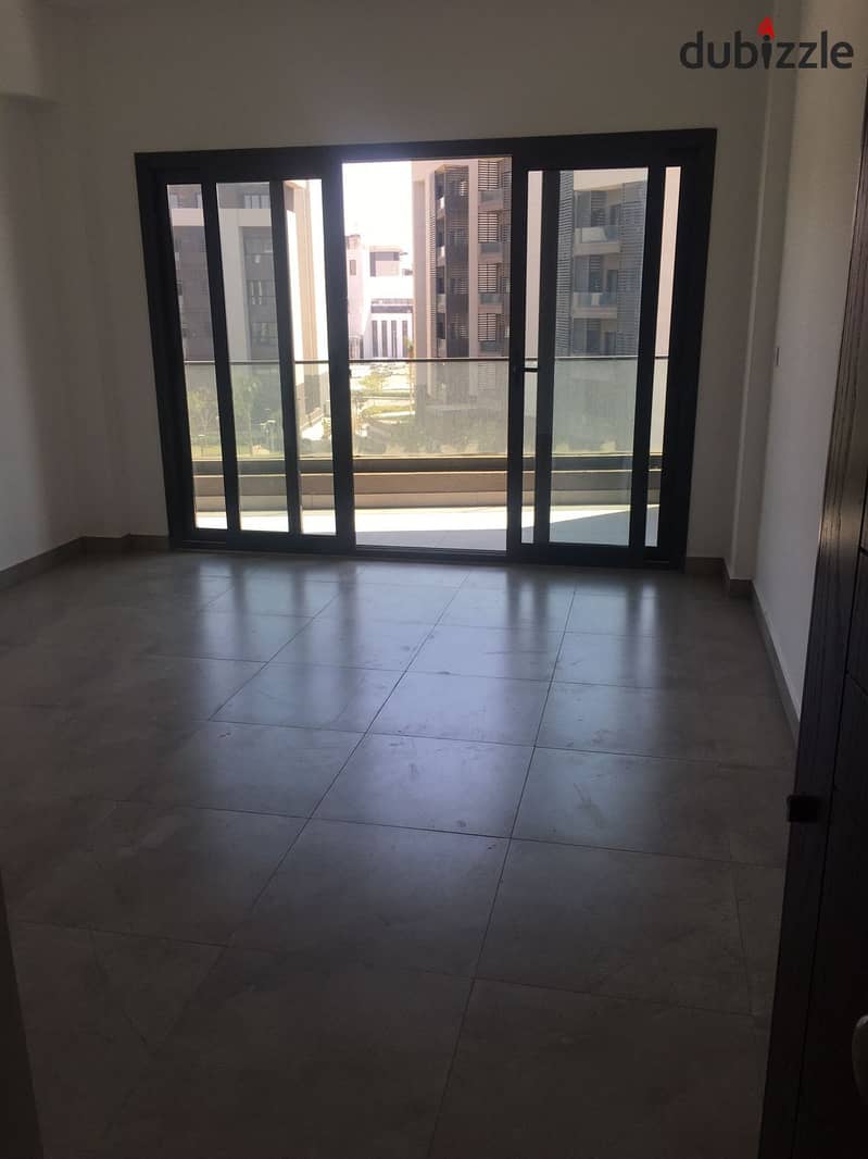 An empty apartment for rent at privado madinaty new cairo 84m 1