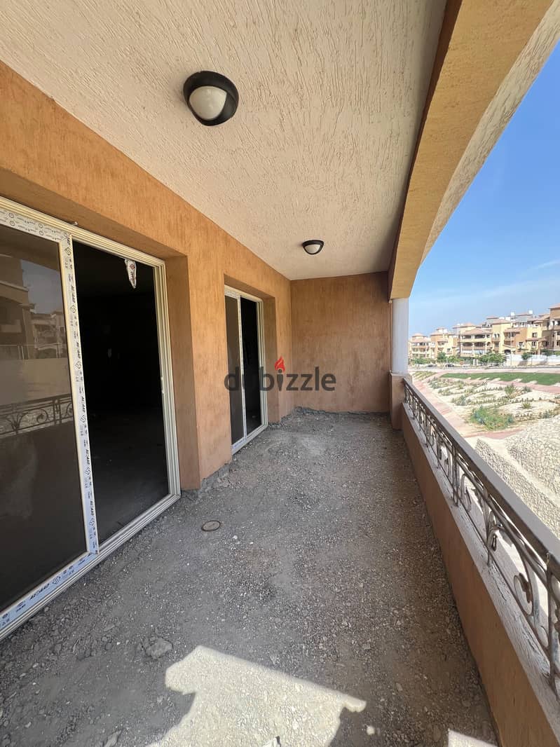 For sale, the lowest price, an apartment in the second district  landscape view, very close to the Hyper Gate, 170 m 11