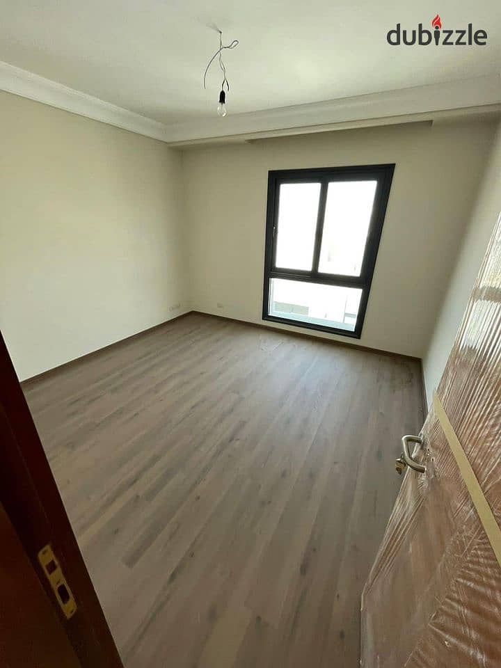 Apartment for sale ready to move fully finished La Vista El Patio 7 new cairo شقة للبيع استلام فوري متشطبة في لافيستا الباتيو 7 التجمع 4