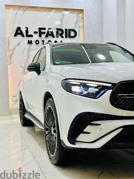 مرسيدس GLC 300 2023 AMG كسر زيرو 5,000KM ادفع 1,800 وقسط الباقى 8