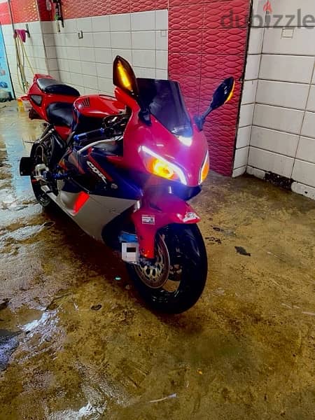 هوندا 1000rr 0