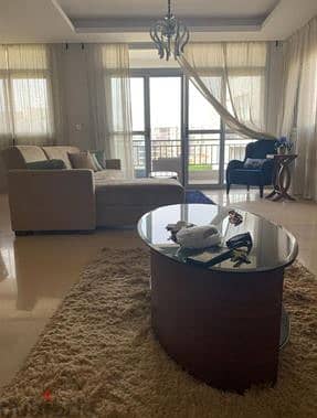 شقه للايجار في كايرو فيستيفال سيتي 260م متشطبه  Apartment for rent in