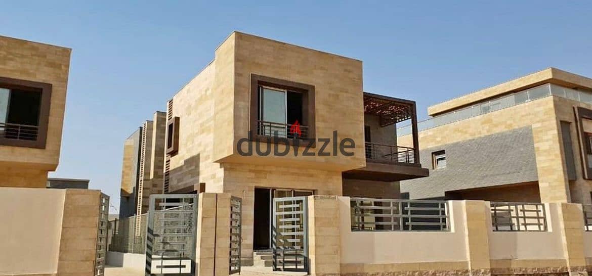 للبيع اخر Quatro villa ف اخر مرحله فيلات بكمبوند تاج سيتي امام المطار 2