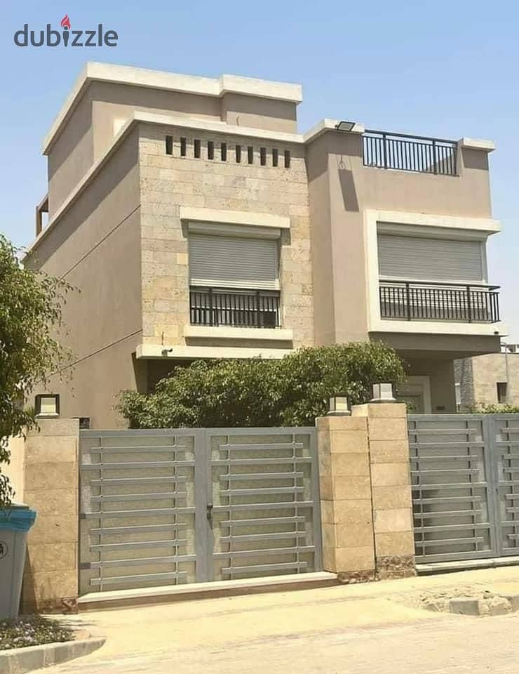 للبيع اخر Quatro villa ف اخر مرحله فيلات بكمبوند تاج سيتي امام المطار 5