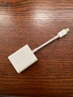 Apple adapter 0