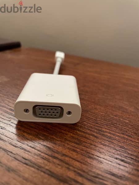 Apple adapter 1