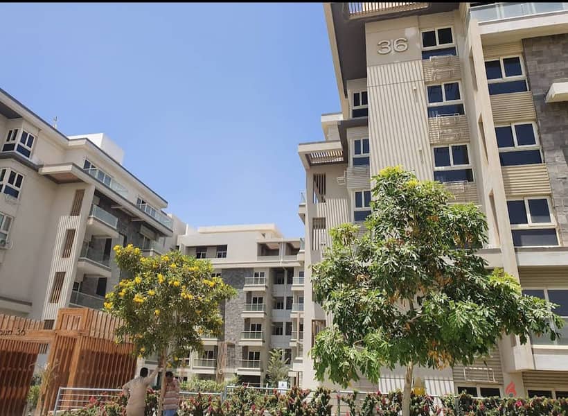 Apartment 160  m للبيع بسعر خيالي ف ماونتن فيو اي سيتى MV i cit 1