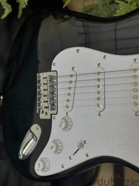 electric guitar fender/squier new 6