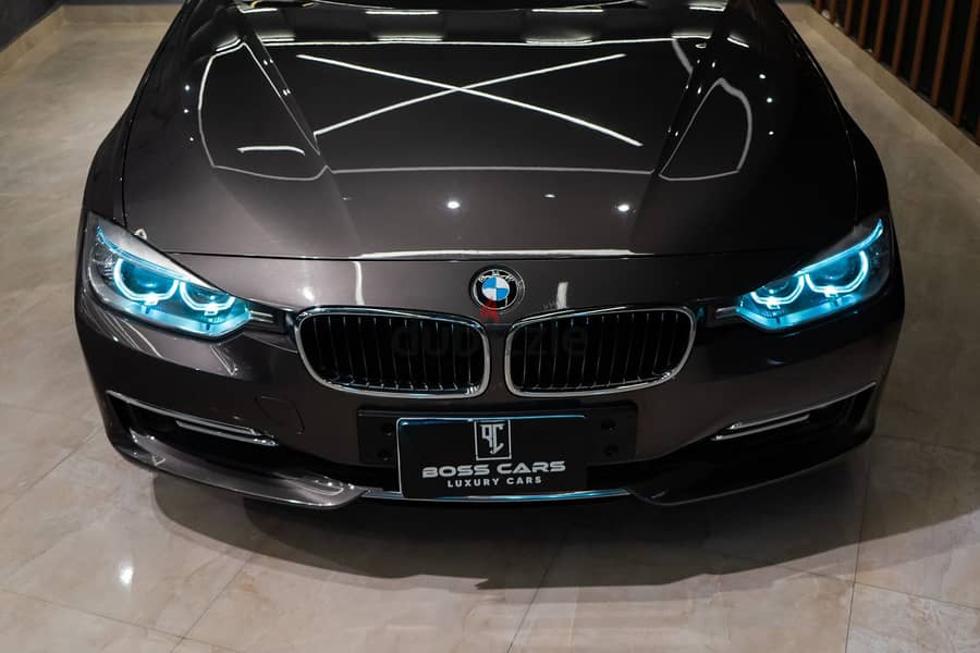 BMW LUXURY 320i Model 2015 2