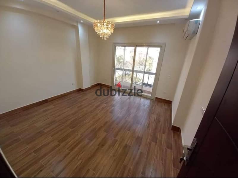 At price that will not be repeated, townhouse villa for sale in compound Sheikh Zayed City بسعر مش هيتكرر تاون هاوس للبيع فى كمبوند بمدين الشيخ زايد 5