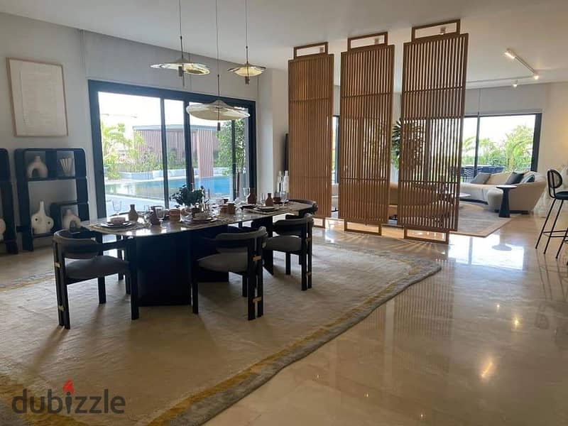 بالسعر القديم فيلا تاون هاوس للبيع فى كمبوند سوان ليك ويست At the old price a townhouse villa for sale in Swan Lake West Compound in Old Sheikh Zayed 1