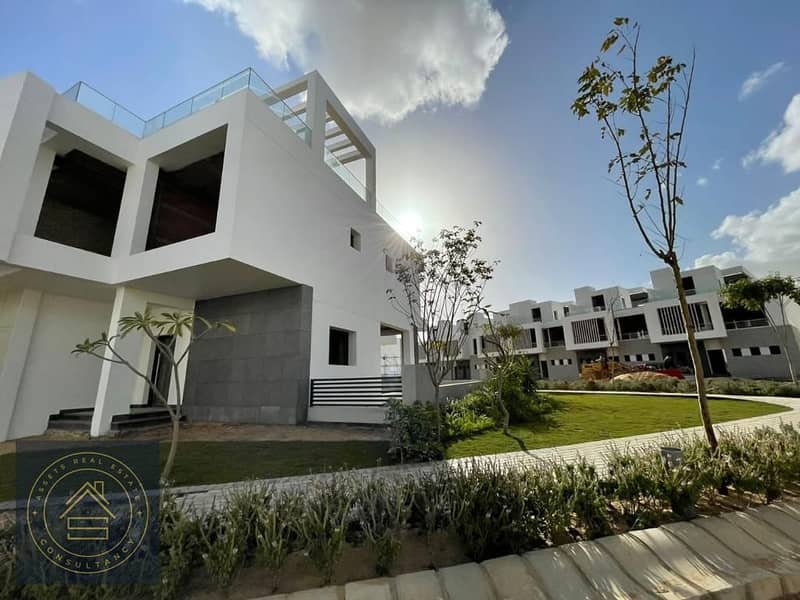 The lowest price of Twin House Villa at Joulz Inertia , Prime Location ,  Down Payment 7.4 Million , Near Delivery 14