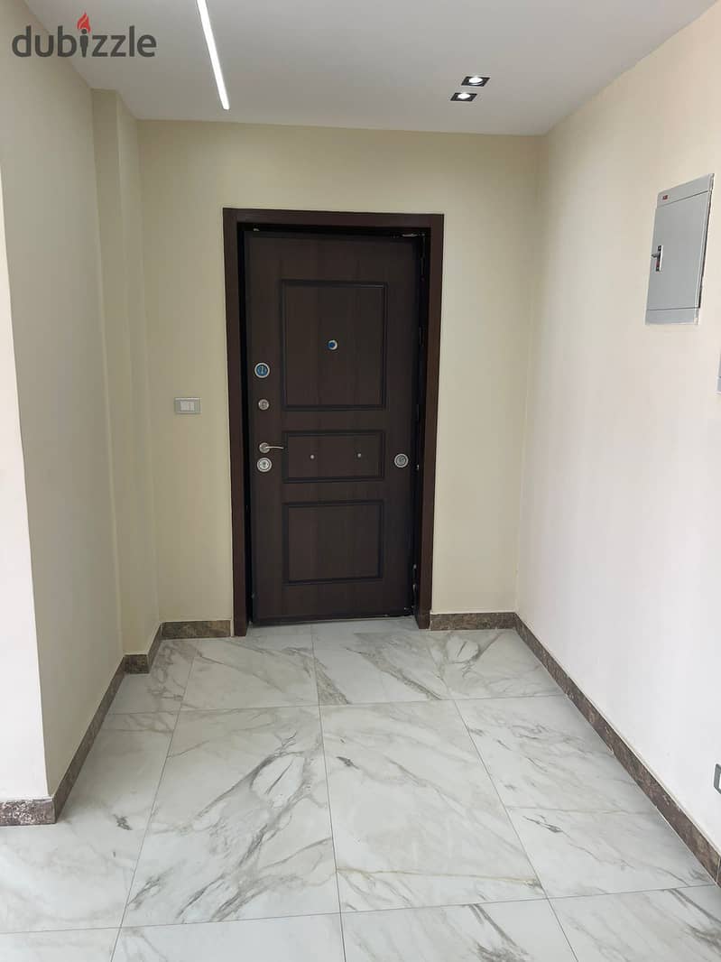 Apartment 271 m for sale in Al-Rehab City, 2 view, first residence 8