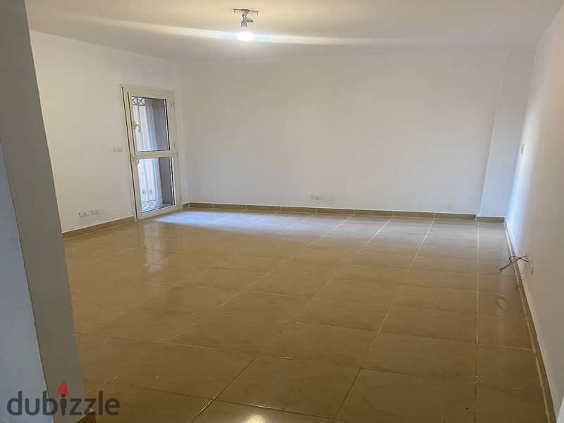 Apartment for sale in Madinaty ground floor 189m with a 60m garden view garden company finishing B11 6