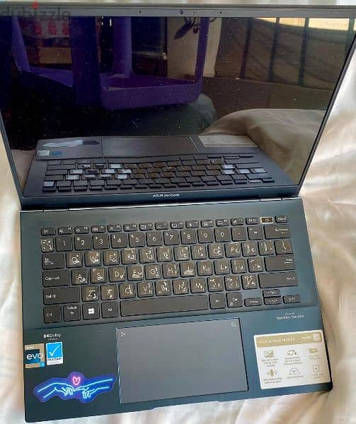 Asus ZenBook i5th12 1