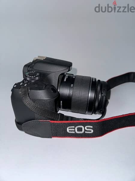 Canon EOS 2000D DSLR Camera 4