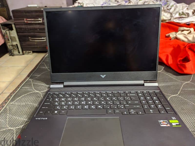 hp victus 1