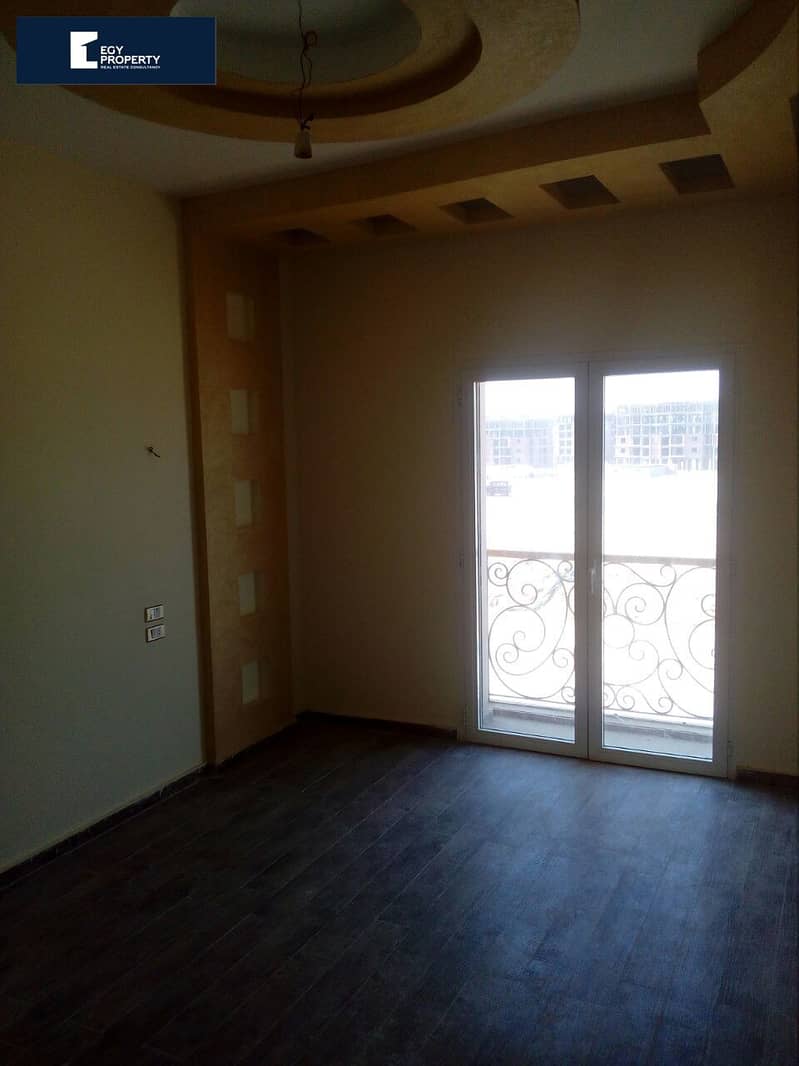 Apartment in Hyde Park  Very Attractive Price  New Cairo For Sale With Down Payment Very Prime Location 6