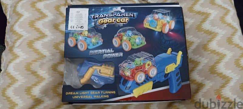 Transparent Gear Car in good condition 1